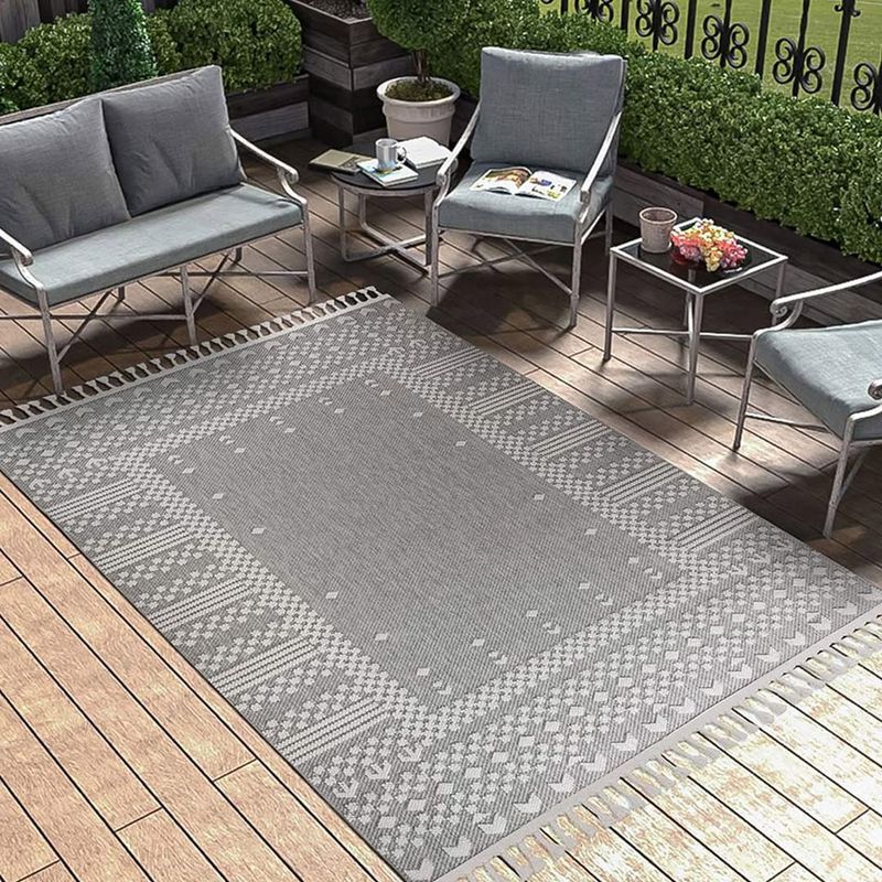 Chic Outdoor Rugs