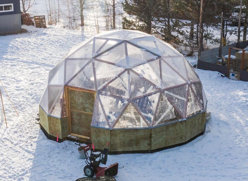 Geodesic Dome Greenhouse