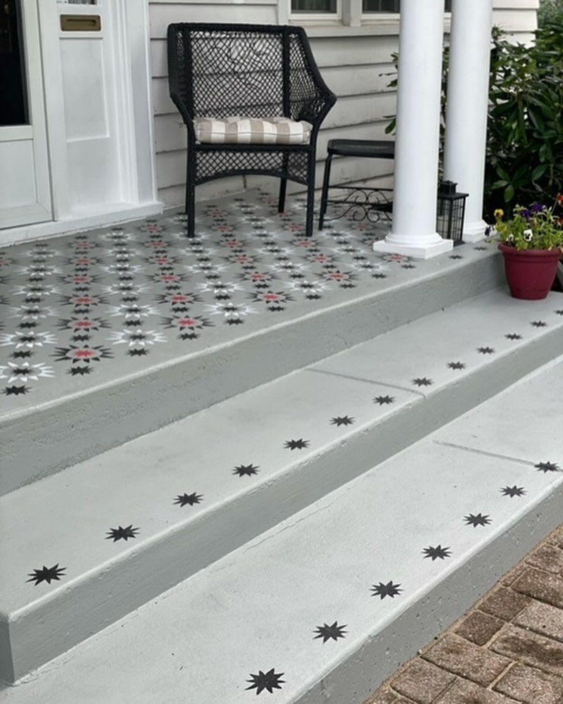 Stenciled Step Tops